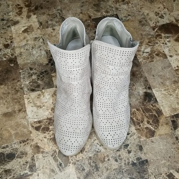 Carlos Hacey Booties  - Picture 2 of 8